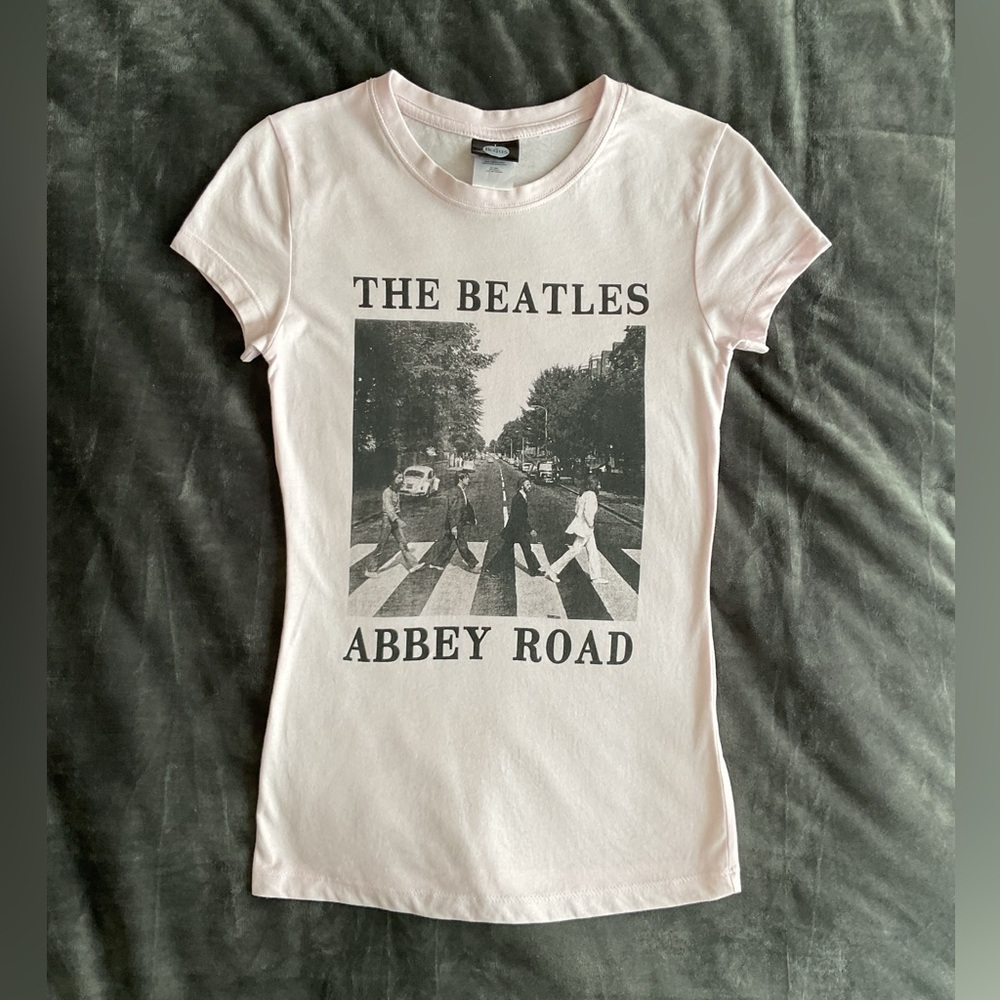🆕 The Beatles Abbey Road Light Pink Tee